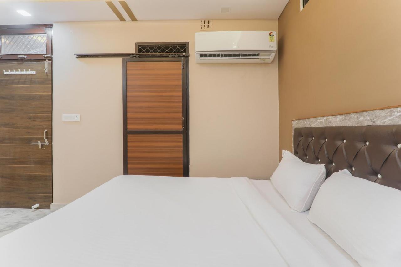 Oyo Tripureswari Guest House Puri Eksteriør bilde